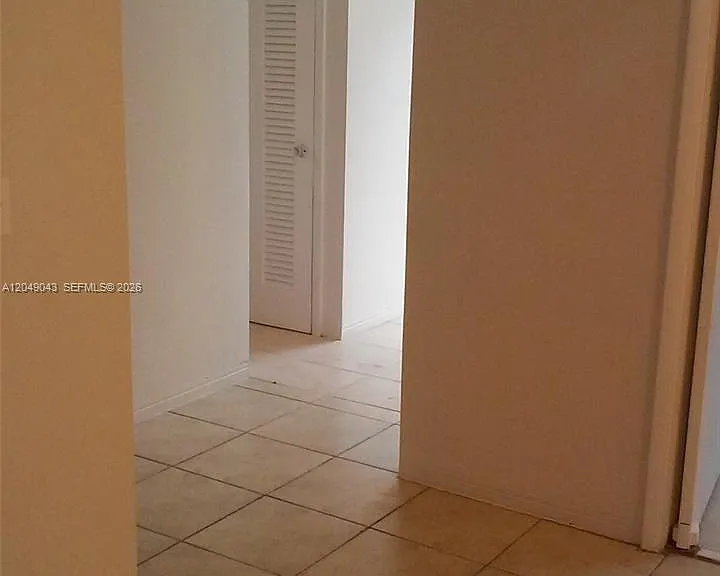 13215 NE 6th Ave #103 — Photo 5