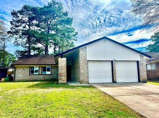 2410 Rolling Glen Dr, Spring, TX 77373