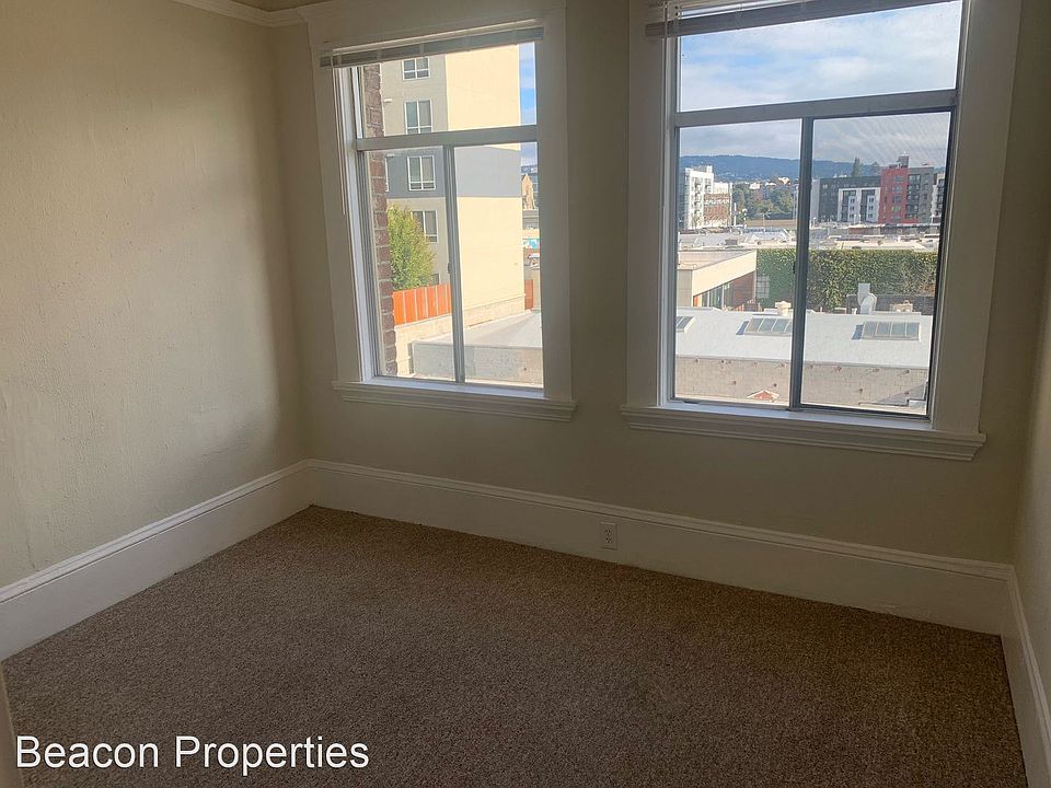 1st image of 498 25th St #13