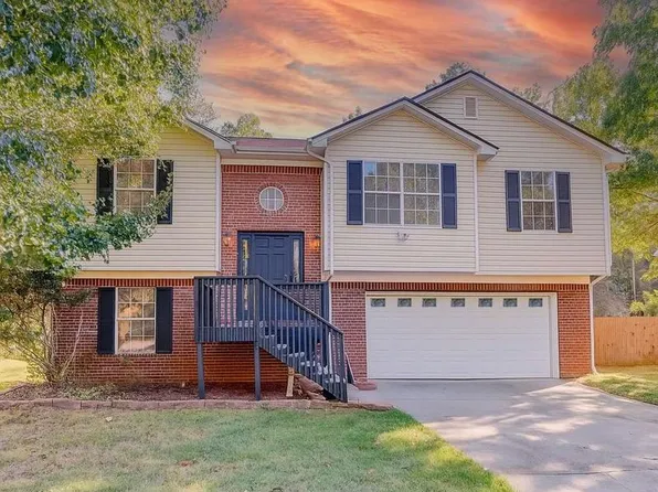 4379 Cross Ln, Decatur, GA 30035