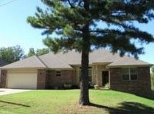 31 Granshire Dr, Bella Vista, AR 72714