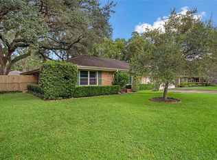 1713 Cranway Dr, Houston, TX 77055