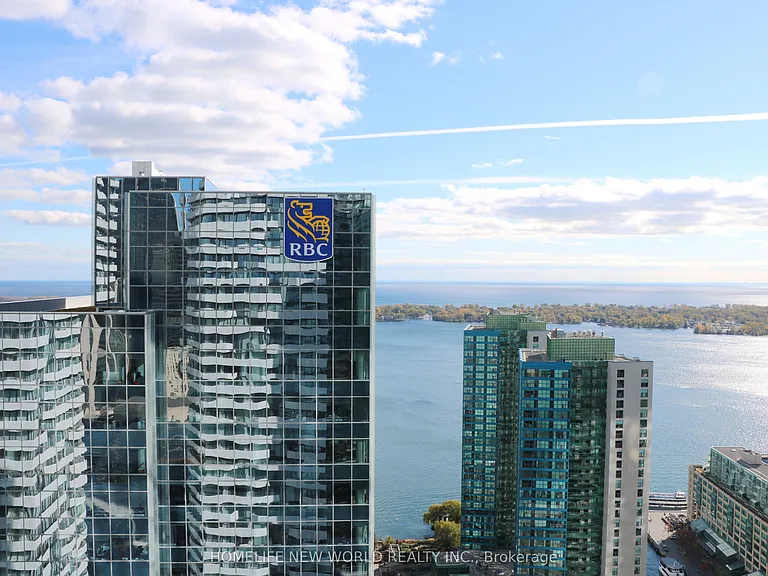 100 Harbour St #4210 — Photo 2