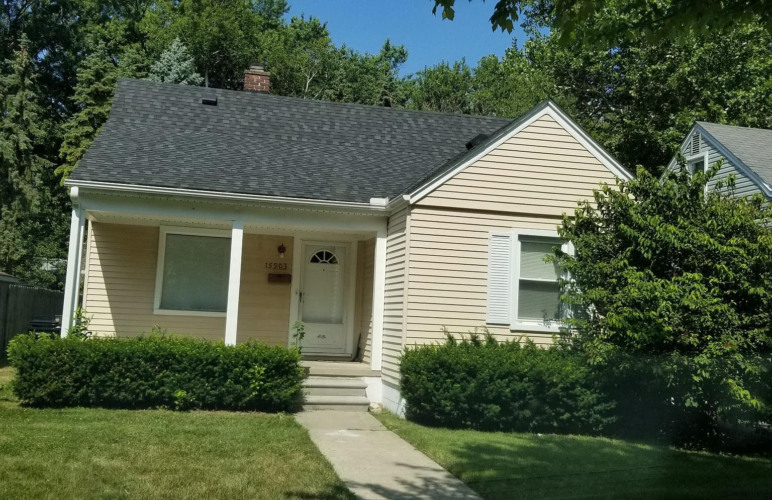 15903 Kinloch, Redford, MI 48239 Zillow