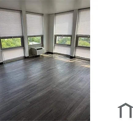 6253 S Michigan Ave — Photo 16