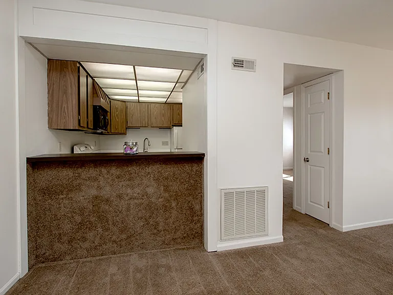 The Ravine Apartment Homes — Photo 12
