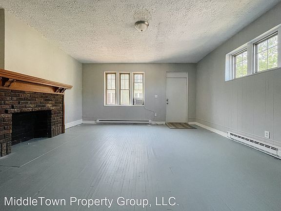 5th image of 300 S 12th St #1