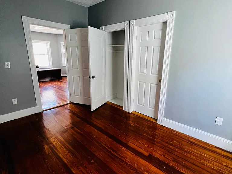 75 Moore St #3 — Photo 10