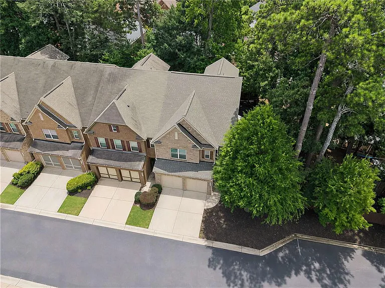 3377 Vintage Cir SE — Photo 41