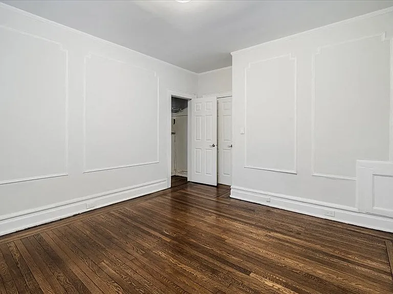 11 Park Place Apartments — Photo 23