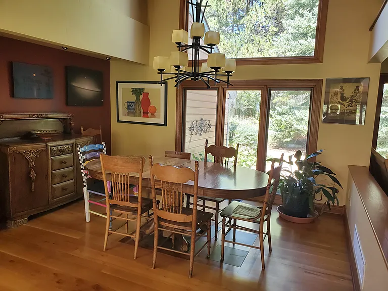 210 Valverdant Ct — Photo 4