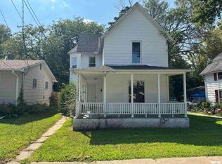 1007 29th St, Moline, IL 61265