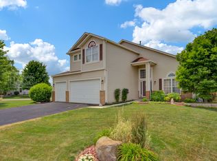 16462 Borio Dr, Crest Hill, IL 60403
