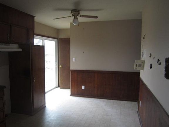 4th image of 11513 Delmar St