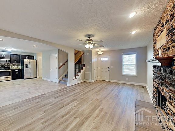 3rd image of 2936 Lancelot Ln