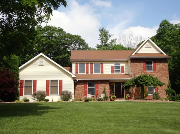 234 Deer Run Dr, Mountain Top, PA 18707