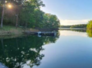 280 Hidden Point Rd, Hartwell, GA 30643