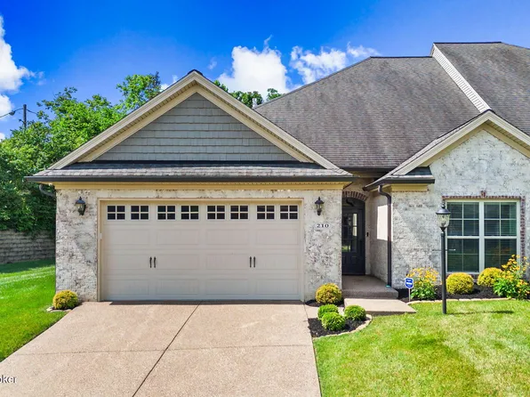 210 Maple Valley Rd, Louisville, KY 40245