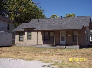 323 N Ash St, Ada, OK 74820