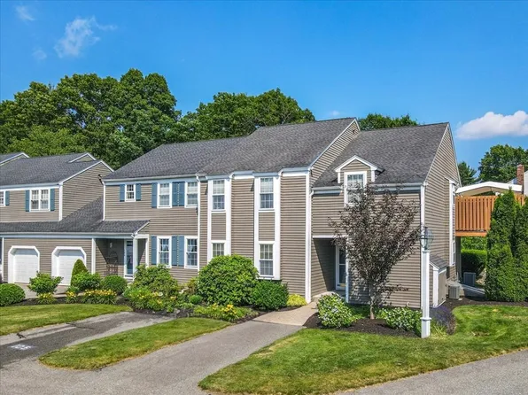 105 Shaw Farm Rd Unit 105, Canton, MA 02021
