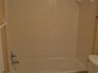 6817 Ottawa Rd, Cleveland, OH 44105