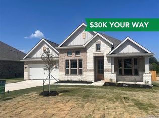 307 Jereth Xing, Castroville, TX 78009