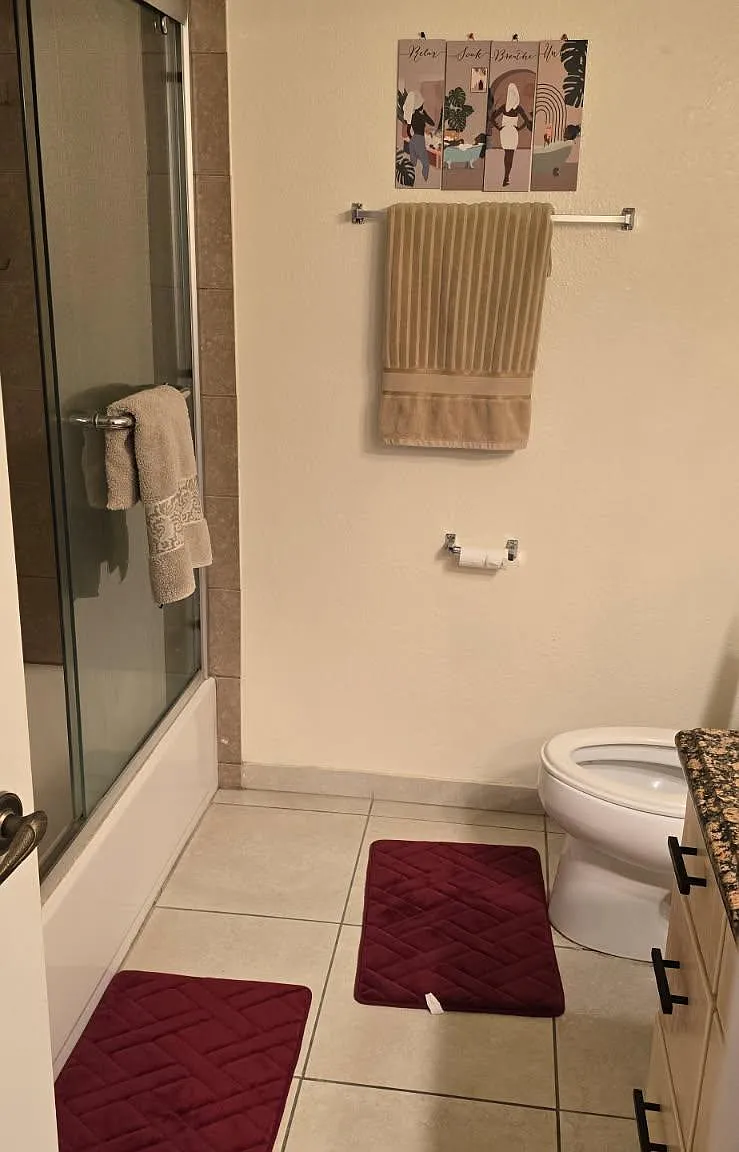 2 bed, 2191 sqft, $1,300 — Photo 3