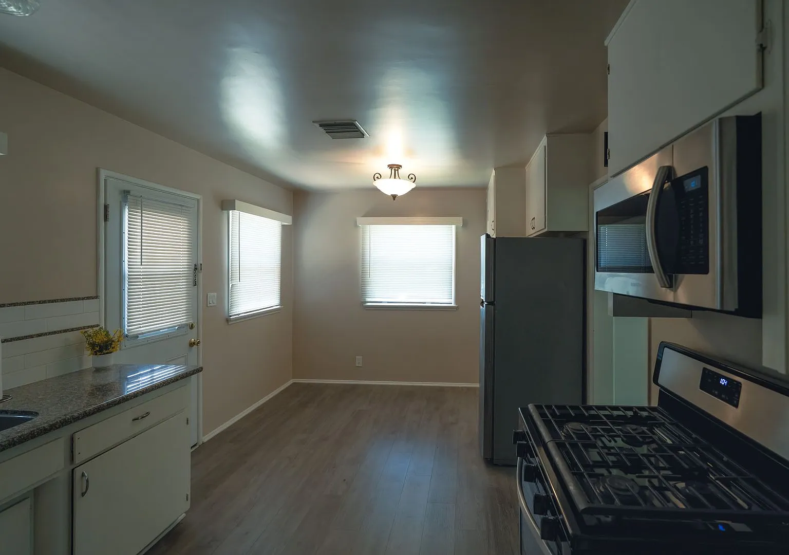 Charming Monrovia Home in a Prime Location! — Photo 3