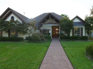7516 Hollytree Dr, Tyler, TX 75703