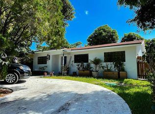 10611 NW 6th Ave, Miami, FL 33150