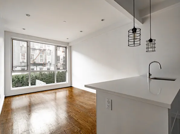303 Cooper Street image 1 of 9