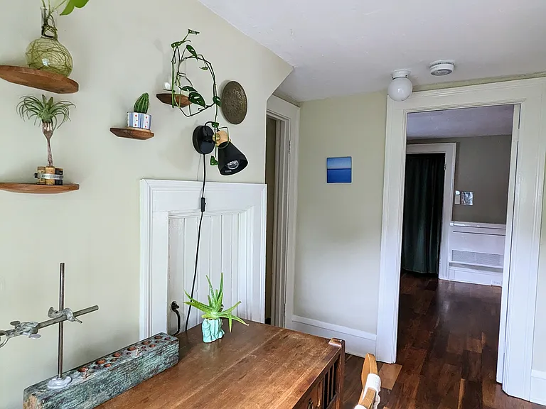 44 Russell St — Photo 26