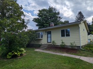 1071 S Brownell Rd, Williston, VT 05495