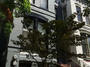 110 9th St SE, Washington, DC 20003