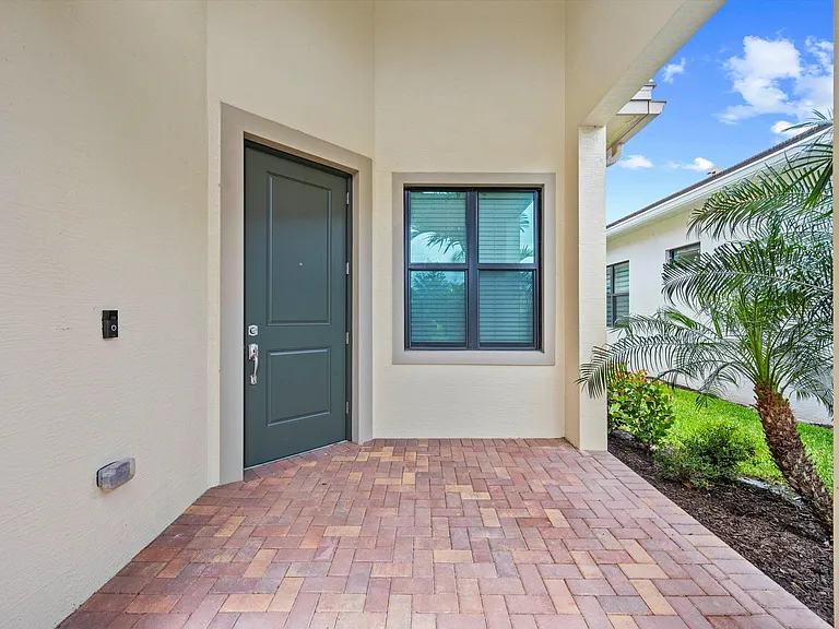 5409 Santa Rosa Ln — Photo 4