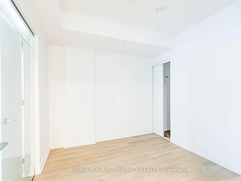 1 Jarvis St #324 — Photo 5