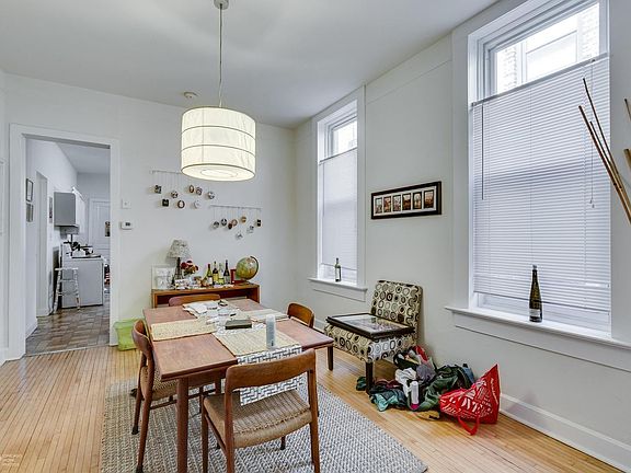 5th image of 1372 N Wolcott Ave