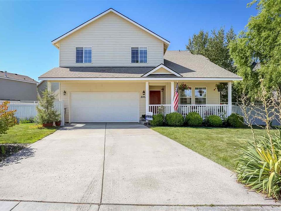 1st image of 2851 Monarch Ln