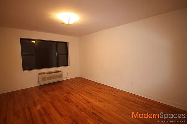 Rented by Modern Spaces | media 3