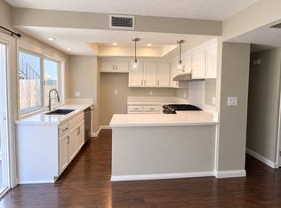 10072 Los Coyotes Ct, Fountain Valley, CA 92708