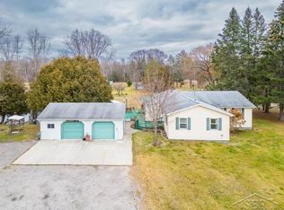 1517 Estey Rd, Beaverton, MI 48612