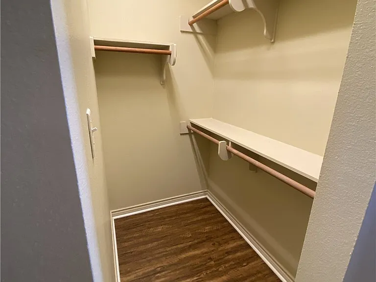 119 Forest Dr — Photo 18