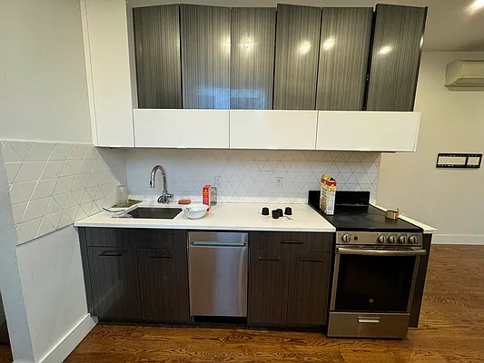 Rented by Reside New York | media 4