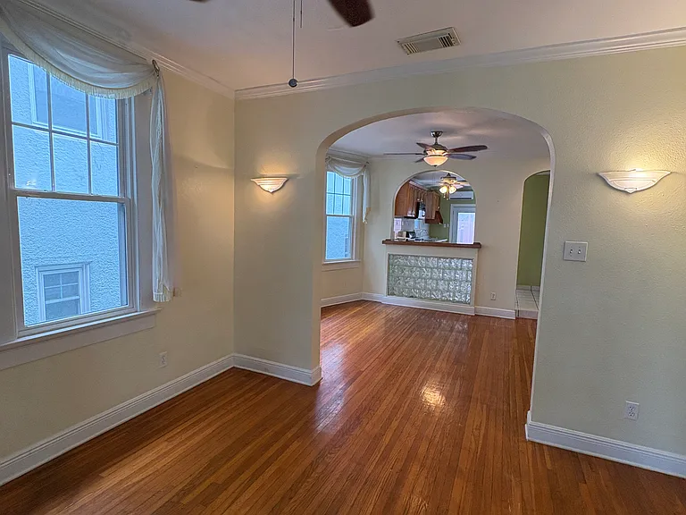 305 City Park Ave #A — Photo 5