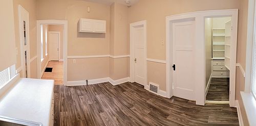1st image of 3808 E Barnard Ave