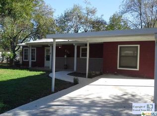 521 Southeast Ter, New Braunfels, TX 78130