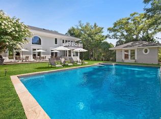 1 Mallard Ln, Remsenburg, NY 11960