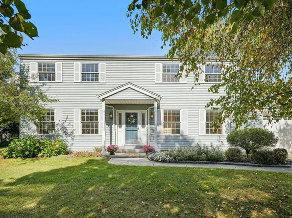 6703 Riverdale LANE, Greendale, WI 53129