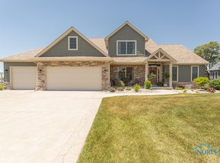 1551 Jacobs Rd, Oregon, OH 43616