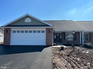 728 Rising Sun Ln, Chambersburg, PA 17202